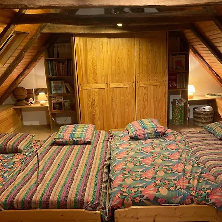 Semesterbostad Charmante Maison En Pierres